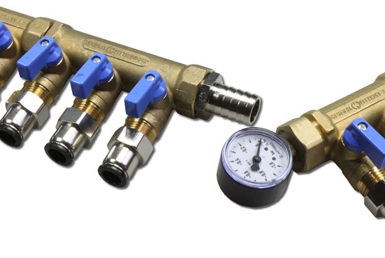 Distributors with ball valves (configurable) 6x 12mm Quick connector 1 1/4" Barbed hose fitting